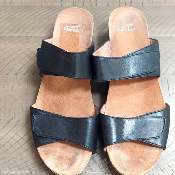 Dansko Vienna Black Low Wedge Sandals EU 41 - Picture 3 of 8